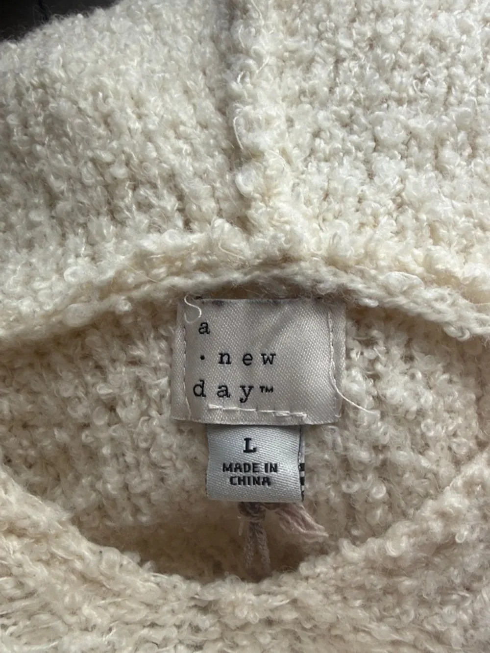 A New Day Women’s Hooded Sweater Boucle Yarn Wool Pullover Sweater!